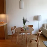 Charming With A Balcony In A Great Location Prag