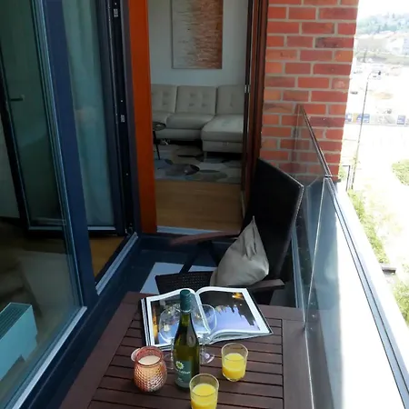 Charming With A Balcony In A Great Location Prag