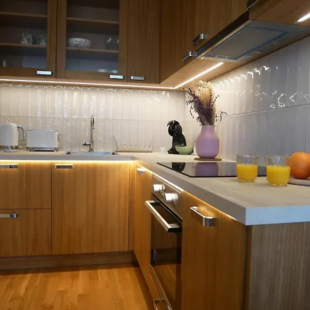 דירה Charming With A Balcony In A Great Location *