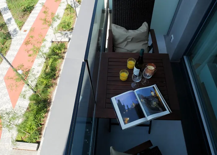 Charming With A Balcony In A Great Location Lejlighed